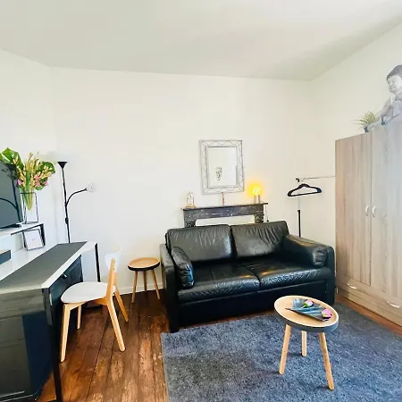 2e Etage, F1 Ventile, Wifi, Centre D'angers Avec Vayny