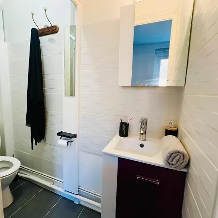 2e Etage, F1 Ventile, Wifi, Centre D'angers Avec Vayny *